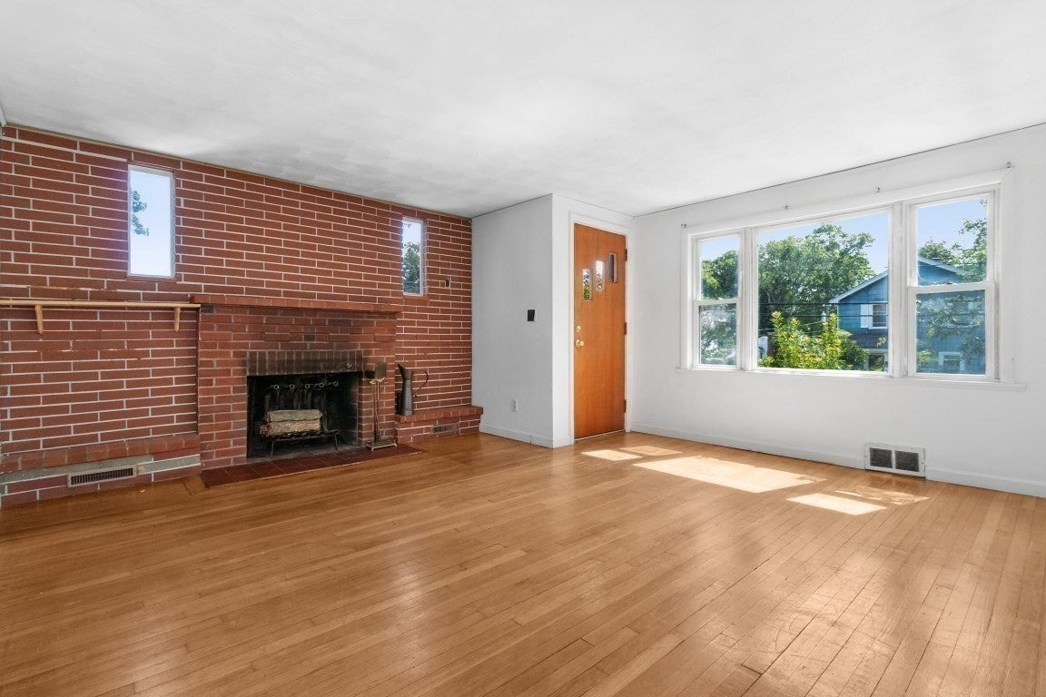 2 Clark Circle, Randolph, MA Photo #10