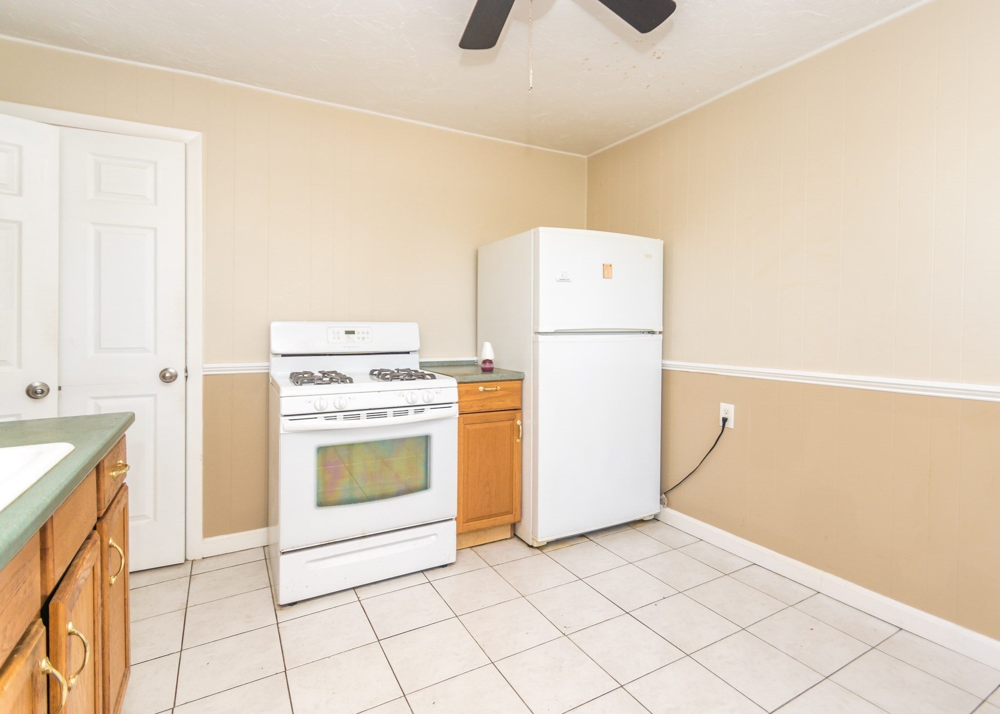 60-62 Alder Street, Waltham, MA, 60-62 Alder Street, Waltham, MA Photo #5