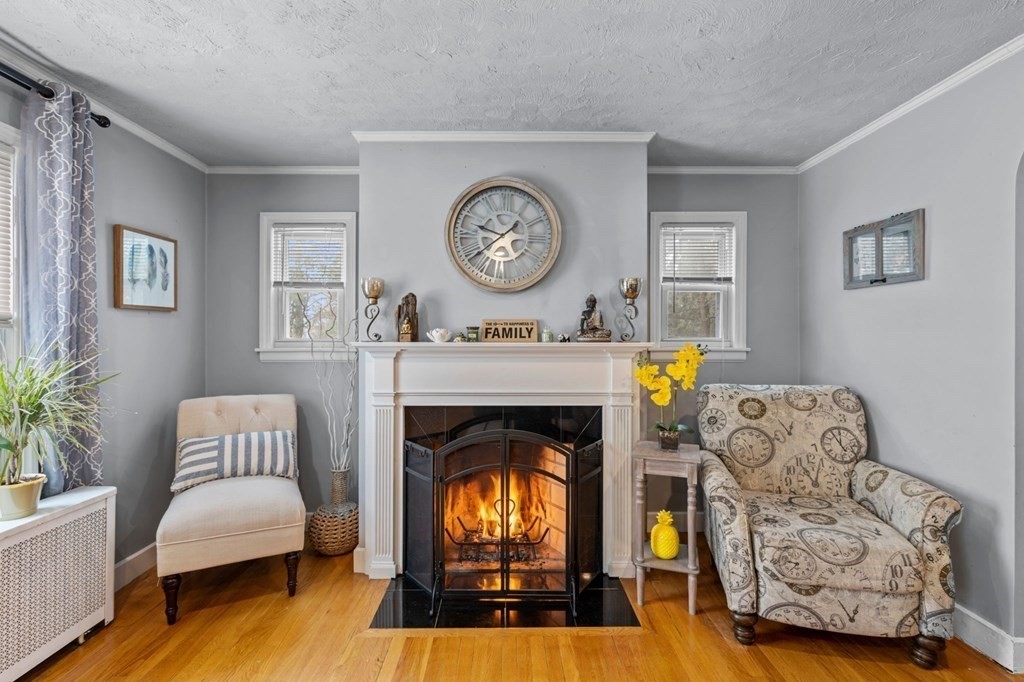 4 Ludington Rd