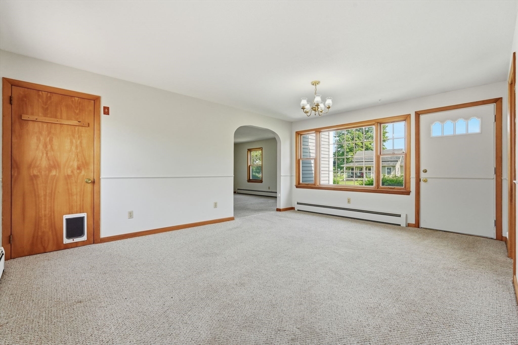 71 Chestnut St, Hatfield, MA Photo #14