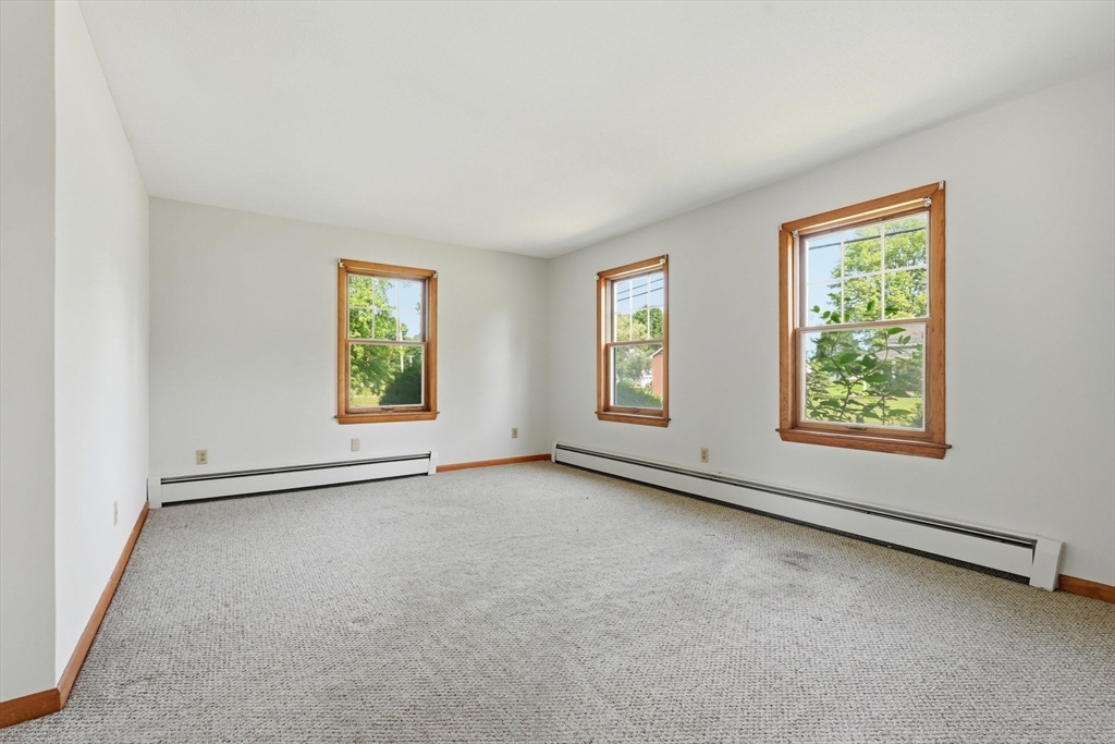 71 Chestnut St, Hatfield, MA Photo #13
