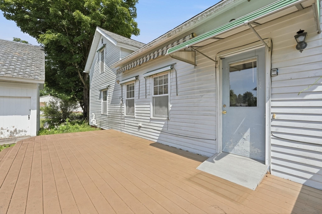71 Chestnut St, Hatfield, MA Photo #24