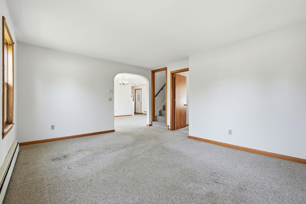 71 Chestnut St, Hatfield, MA Photo #12