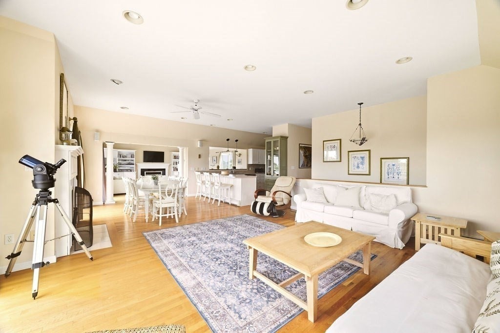 4 Sandpiper Ave