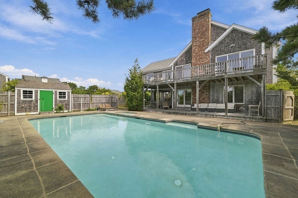 4 Sandpiper Ave