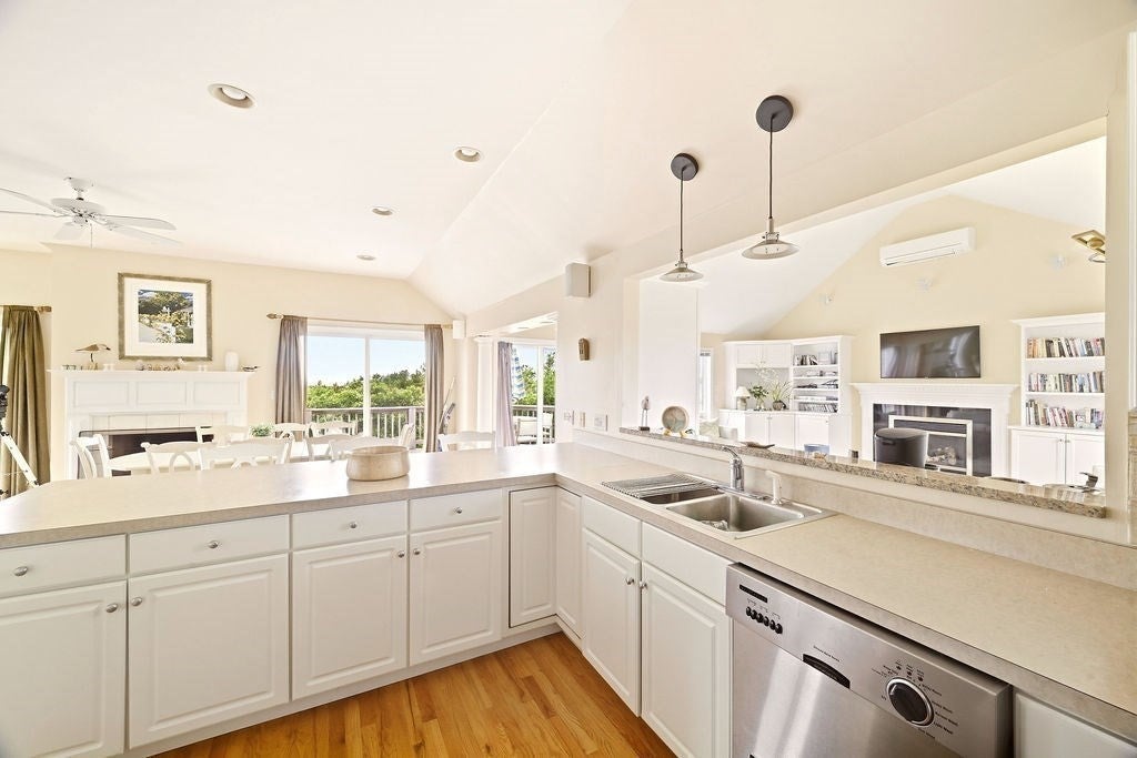 4 Sandpiper Ave, Truro, MA, 4 Sandpiper Ave, Truro, MA Photo #11
