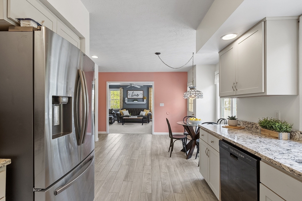 4 Quail Run Dr