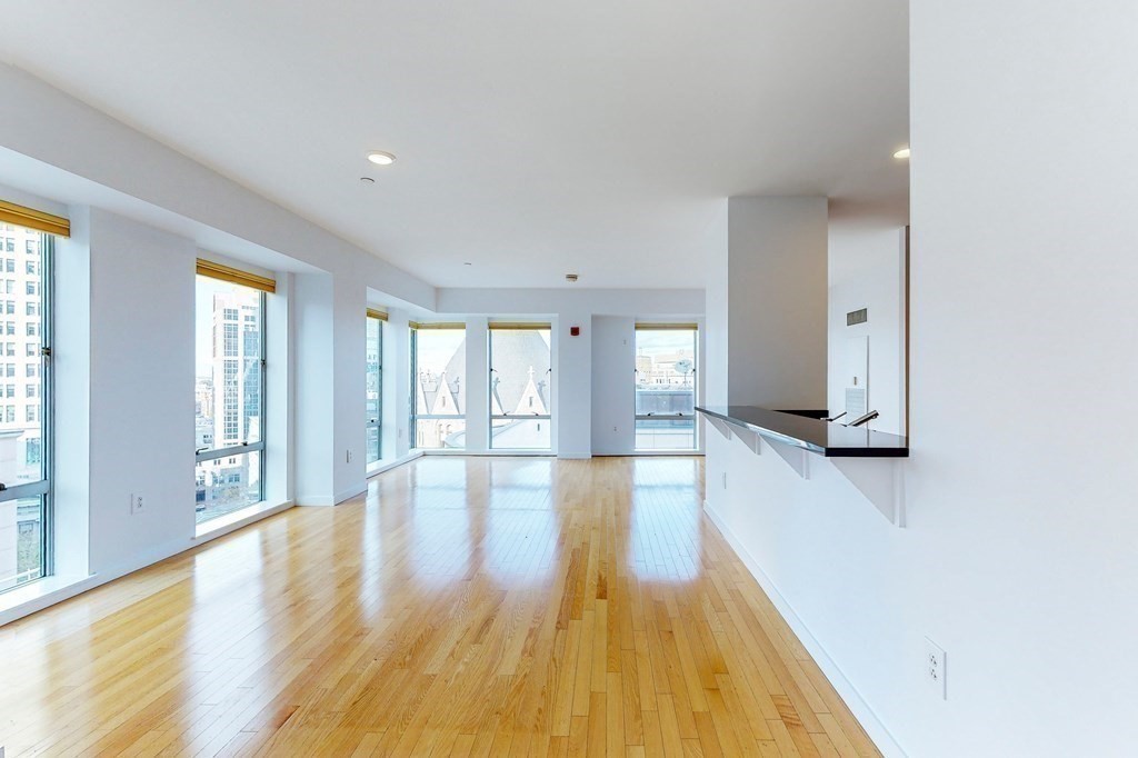 80 Broad St 1204
