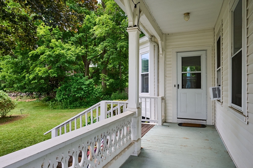 2 Pleasant St