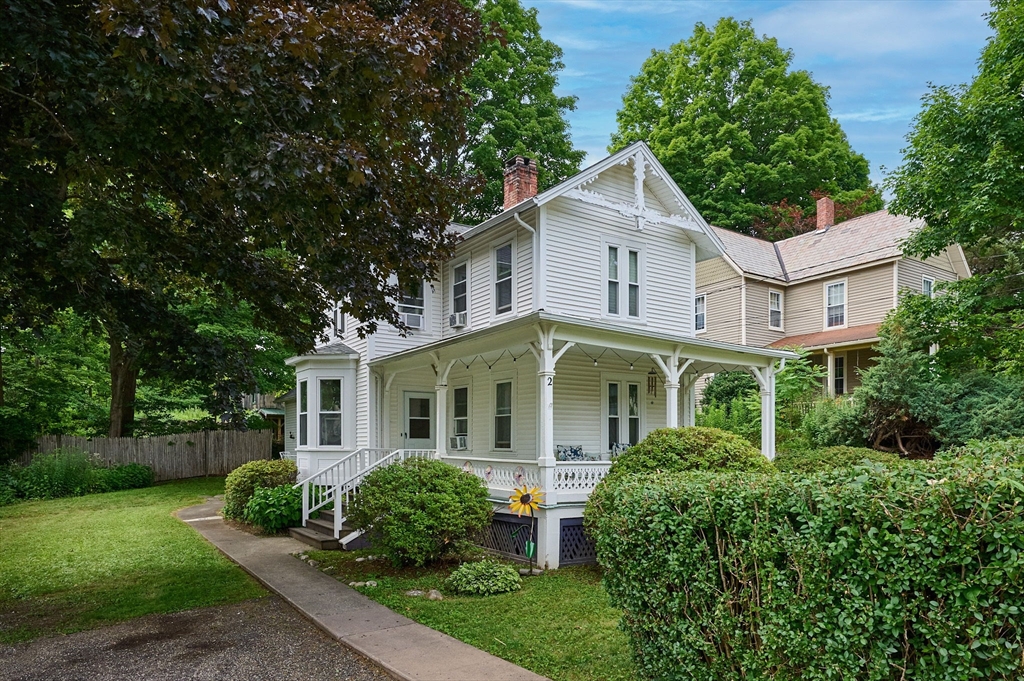 2 Pleasant St