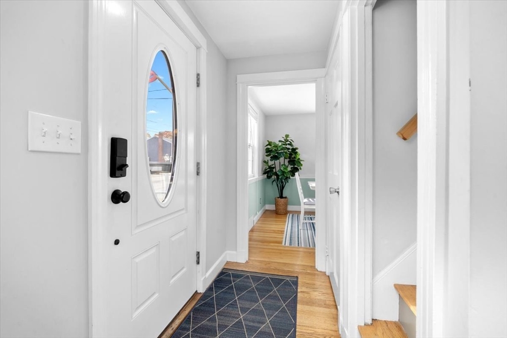 124 Charles Diersch St