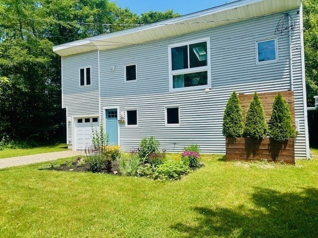 107 Dogwood St