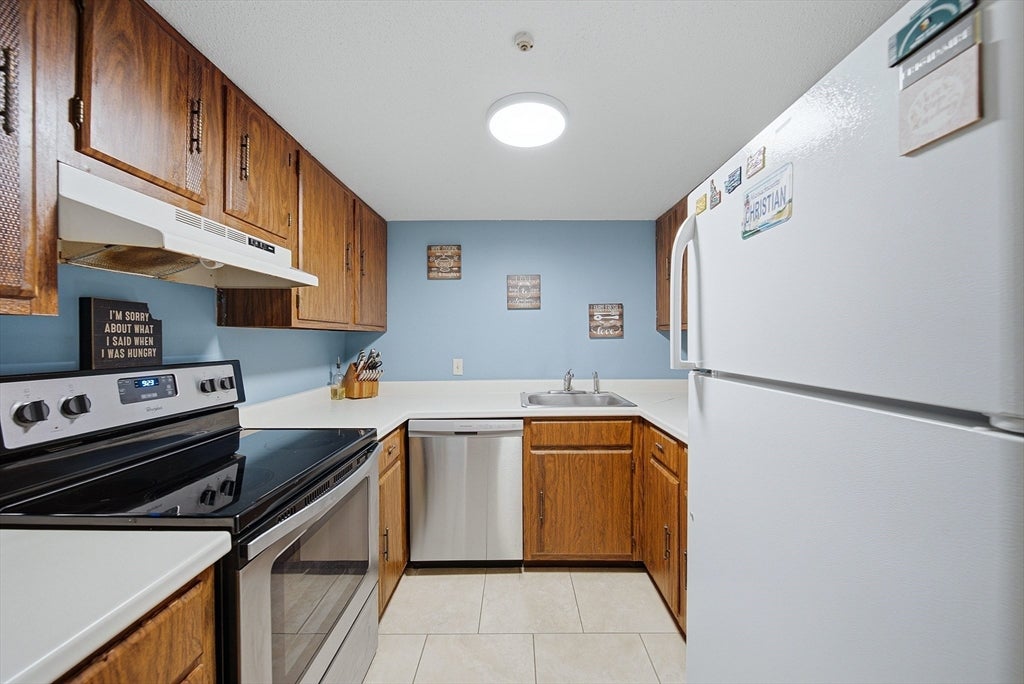 129 Quaker Hwy #3, Uxbridge, MA Photo #8