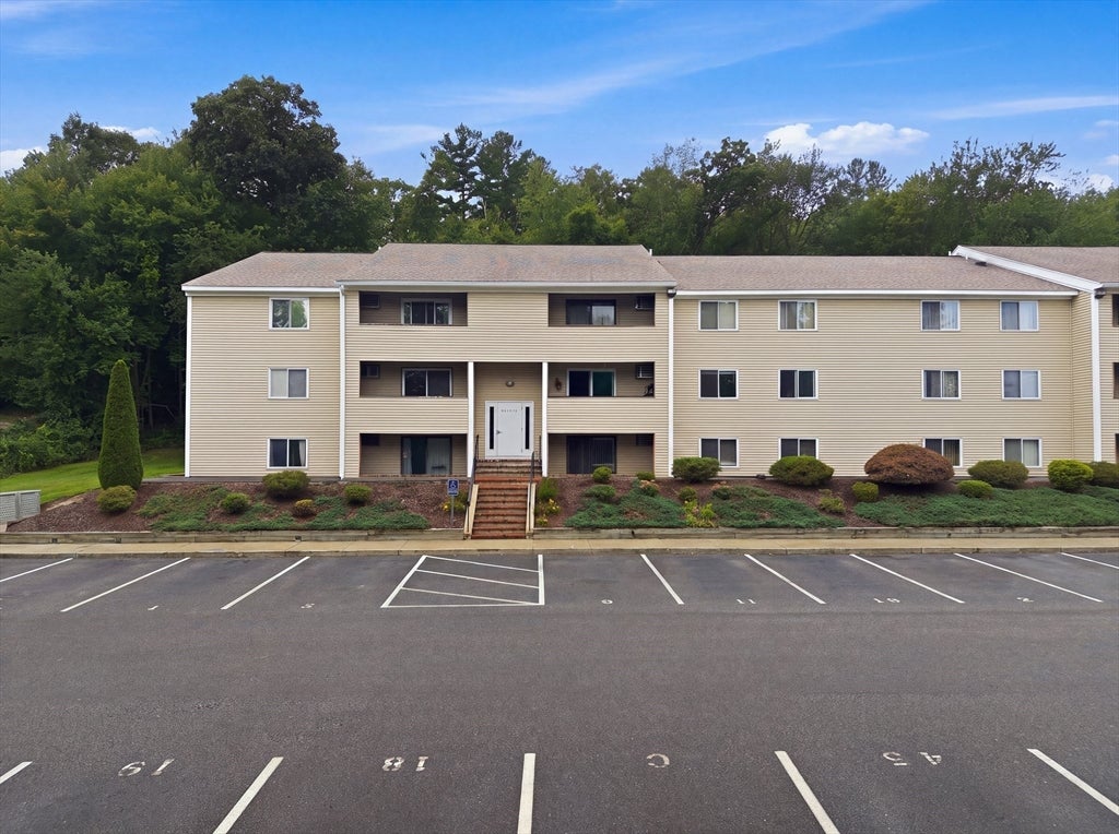 129 Quaker Hwy #3, Uxbridge, MA Photo #21