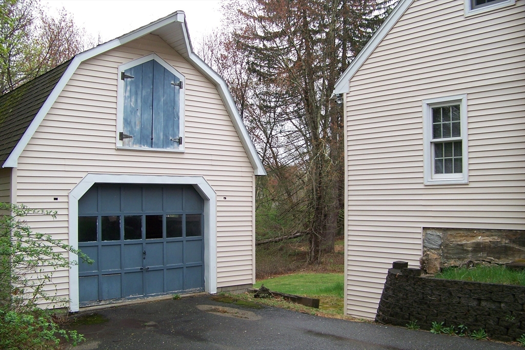 198 Union St