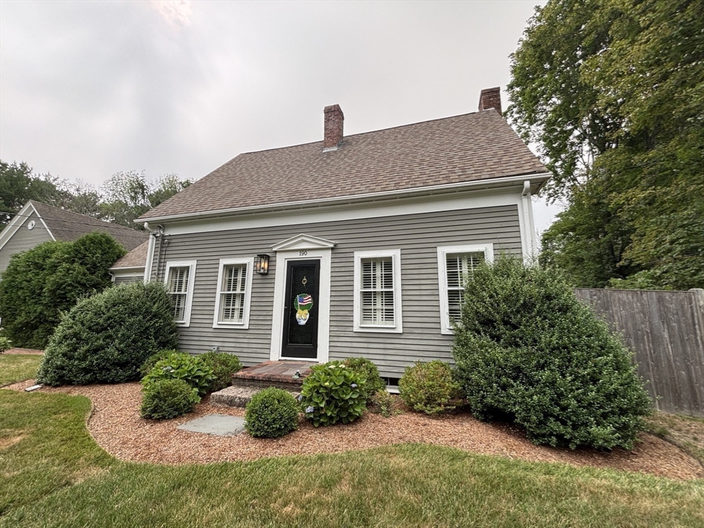 190 Mountain Ave