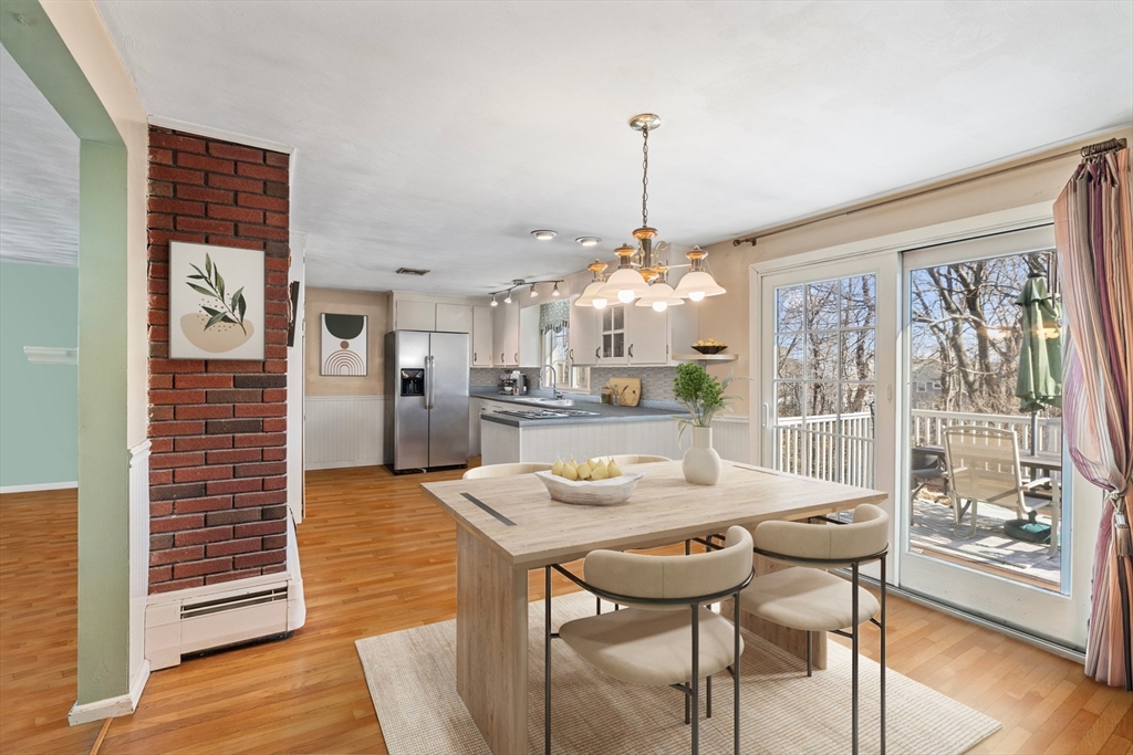 14 Bacon Dr