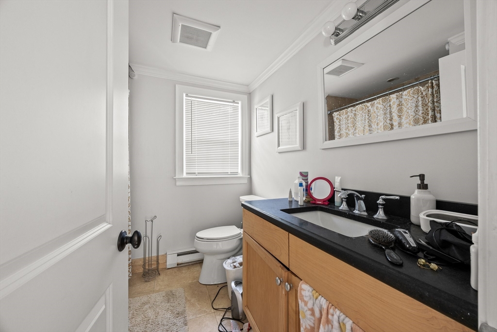 Chatham, Massachusetts 02633, United States, 1 Bedroom Bedrooms, ,1 BathroomBathrooms,Residential,Active,86903