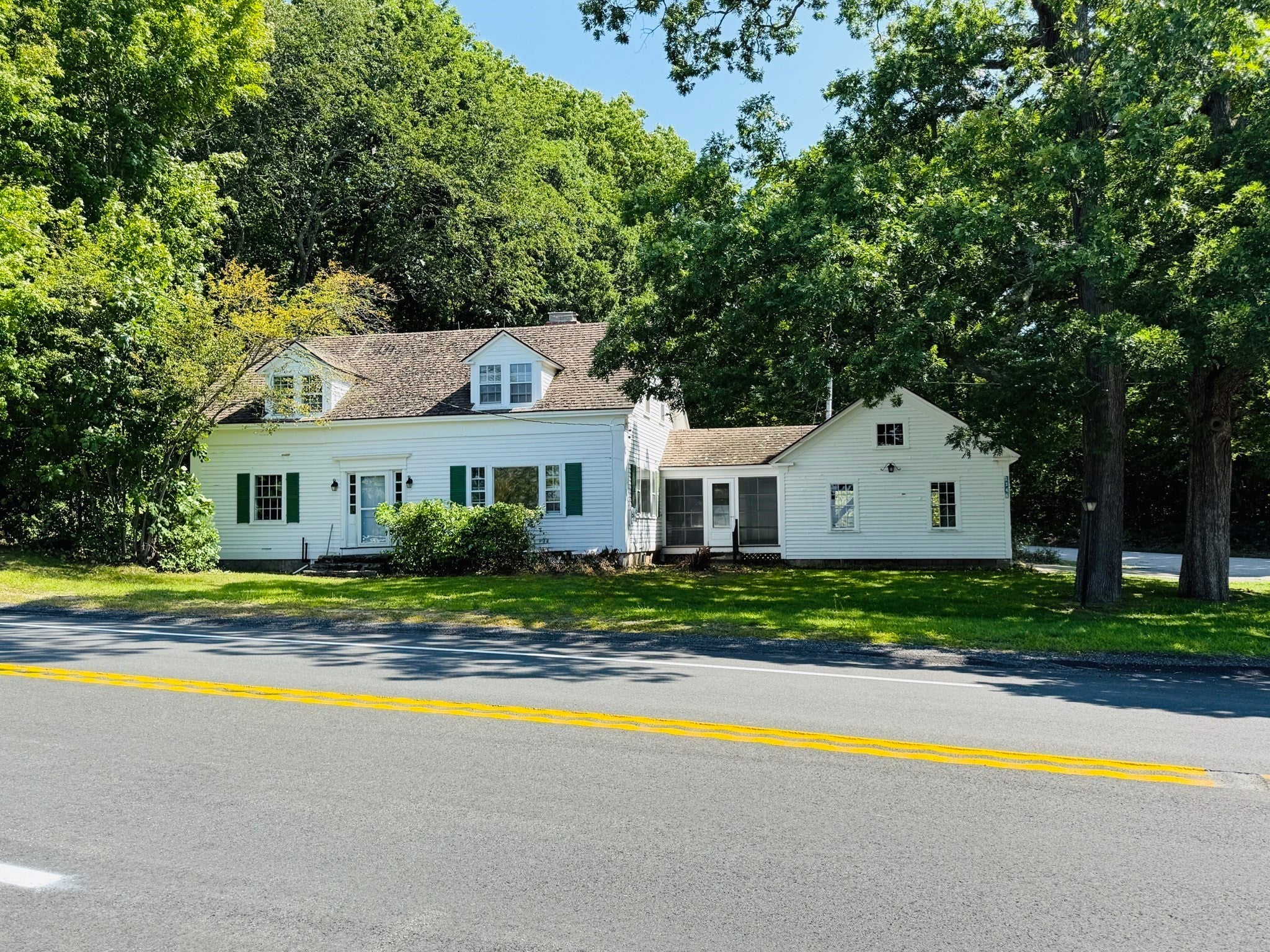 1344 Barre Rd, New Braintree, MA Photo #4