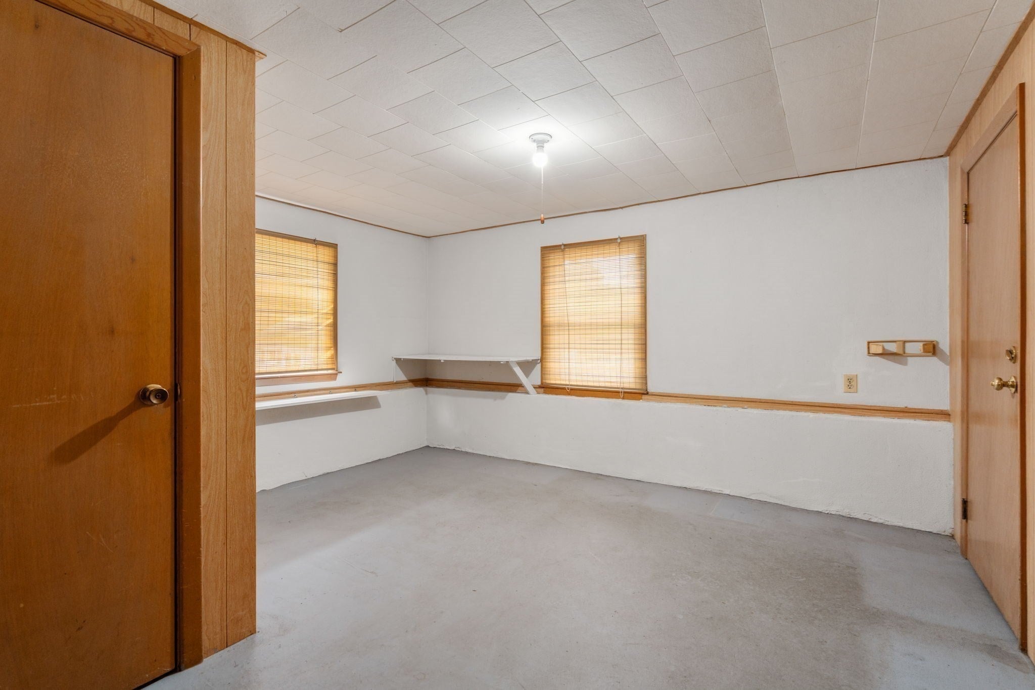 8 Benelli St, Woonsocket, RI, 8 Benelli St, Woonsocket, RI Photo #24