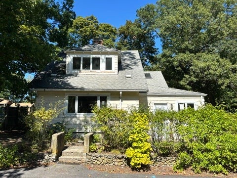 Photo of 126 Lakehurst Ave, Weymouth, MA 02189 (MLS # 73576903)