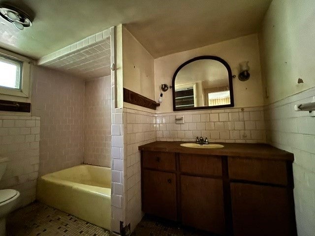 126 Lakehurst Ave, Weymouth, MA, 126 Lakehurst Ave, Weymouth, MA Photo #22