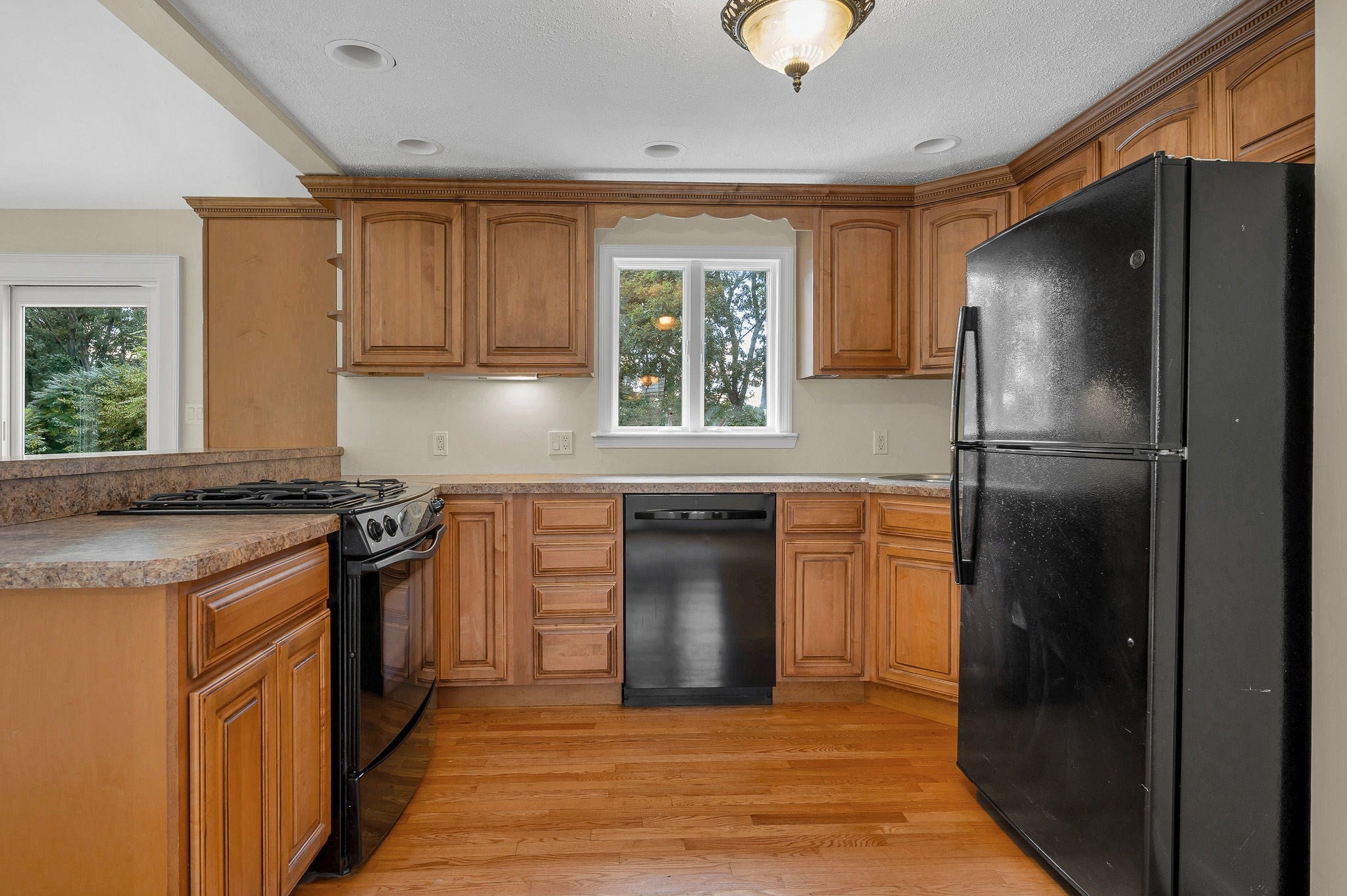 35 Fox Hill Road, Billerica, MA, 35 Fox Hill Road, Billerica, MA Photo #8