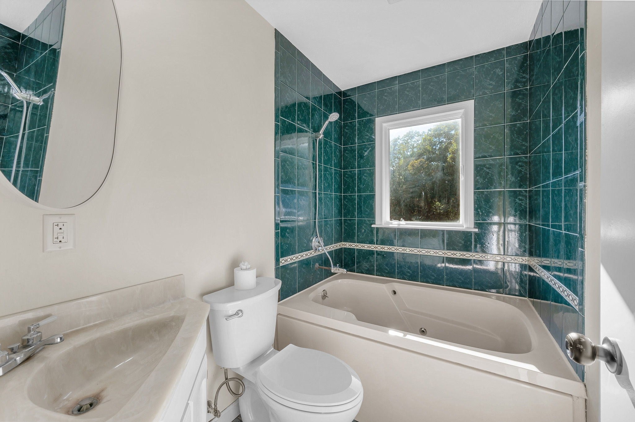 35 Fox Hill Road, Billerica, MA, 35 Fox Hill Road, Billerica, MA Photo #21