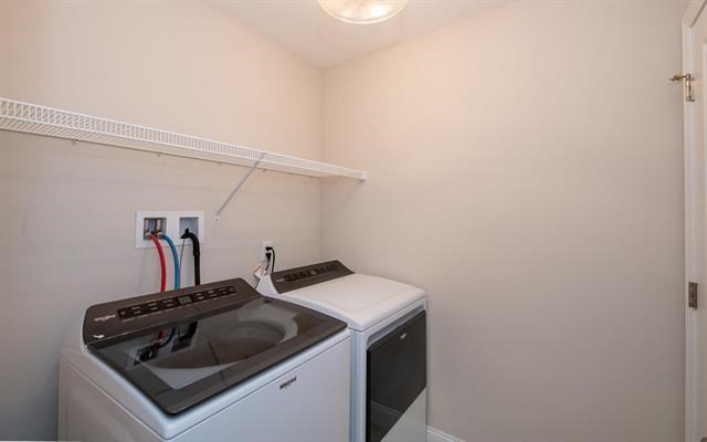 Hampstead, New Hampshire 03826, United States, 2 Bedrooms Bedrooms, ,3 BathroomsBathrooms,Residential,Active,148670