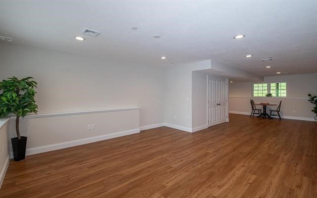 Hampstead, New Hampshire 03826, United States, 2 Bedrooms Bedrooms, ,3 BathroomsBathrooms,Residential,Active,148670