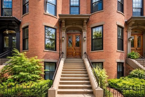 Photo of 121 Pembroke St #2, Boston, MA 02118 (MLS # 73503464)