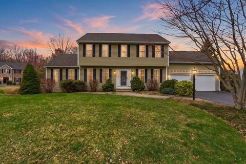 22 Hilltop Farm Rd Auburn MA 01501