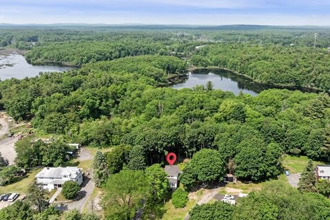 123 Forest St Middleton MA 01949