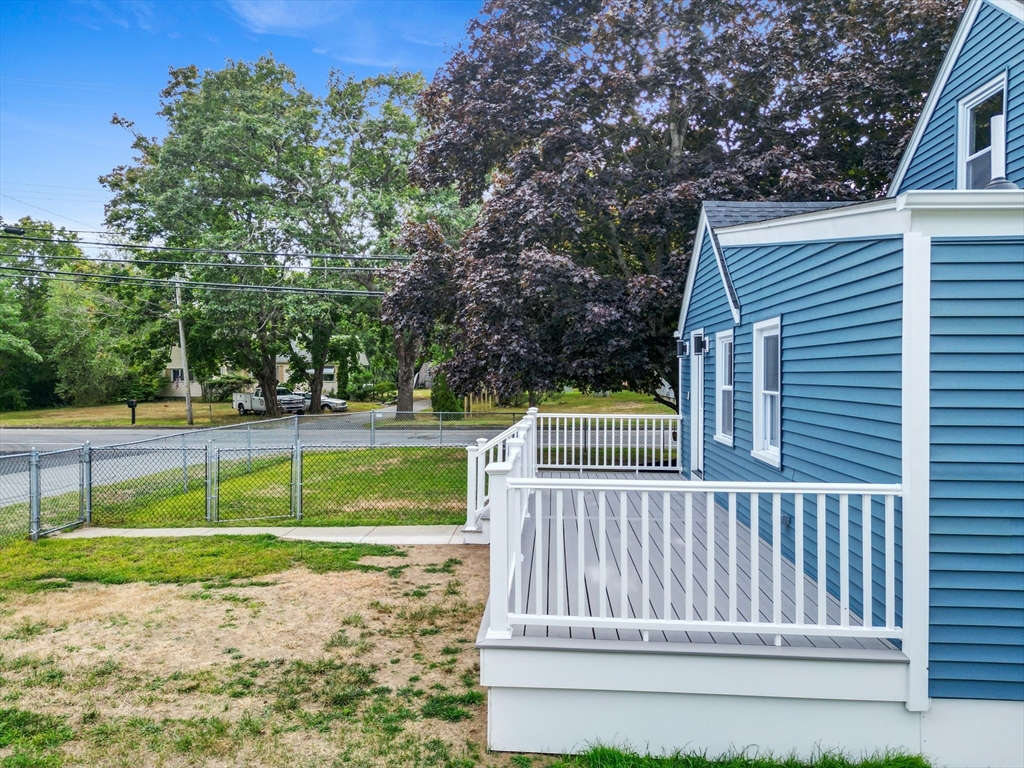389 Sconticut Neck Rd