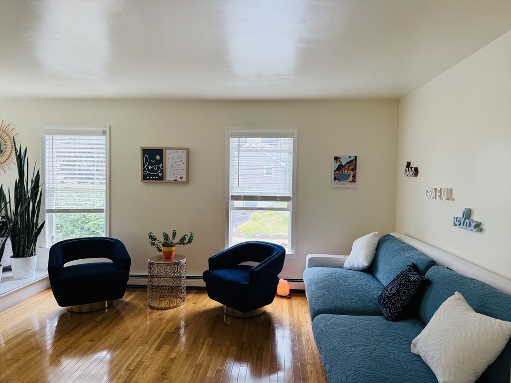 43 Fairlane Rd