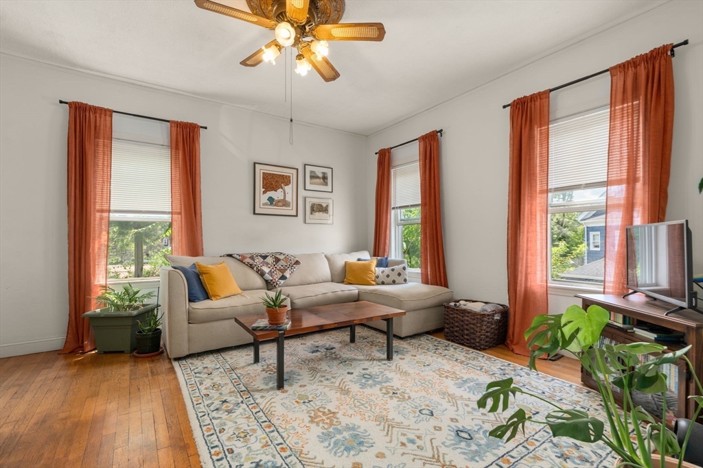 22-24 Bowdoin St #2, Somerville, MA Photo #3