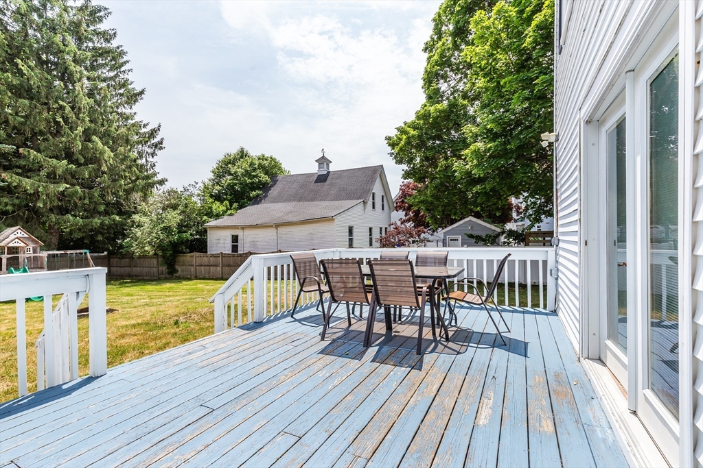 6 Parkin Ct