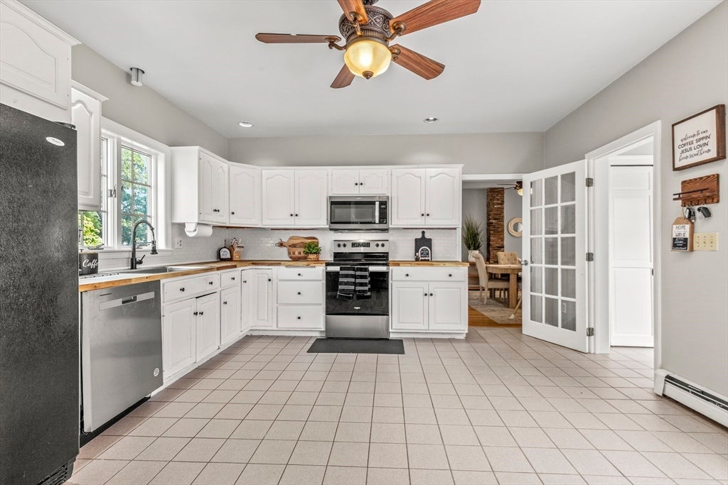 6 Parkin Ct