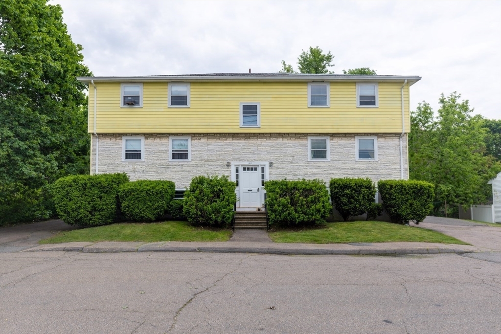 Photo 1 of 31 — 51 Stoughton St, Quincy, MA 02169