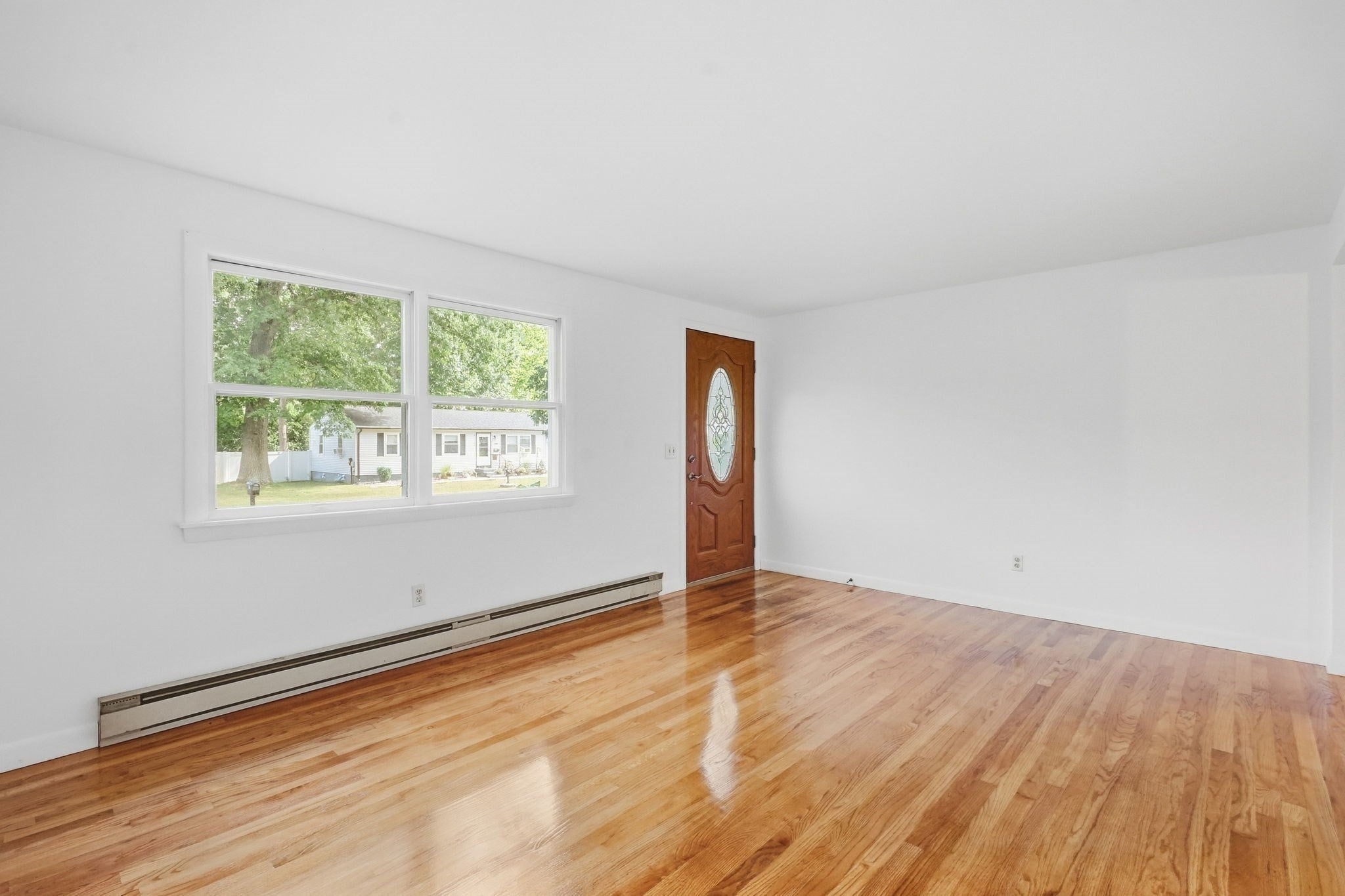202 Glenoak Dr, Springfield, MA, 202 Glenoak Dr, Springfield, MA Photo #5