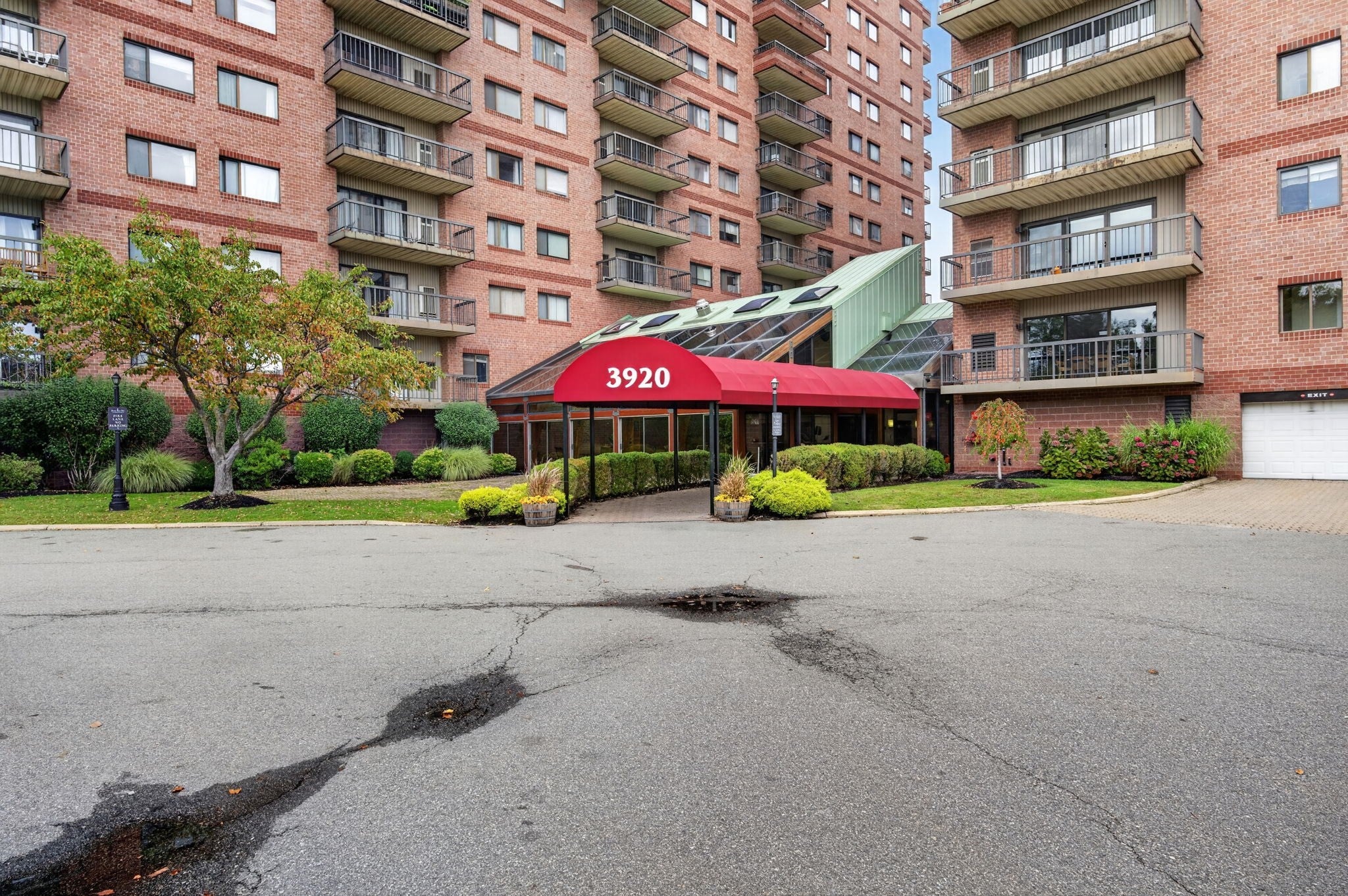 3920 Mystic Valley Pkwy #522, Medford, MA, 3920 Mystic Valley Pkwy #522, Medford, MA Photo #39