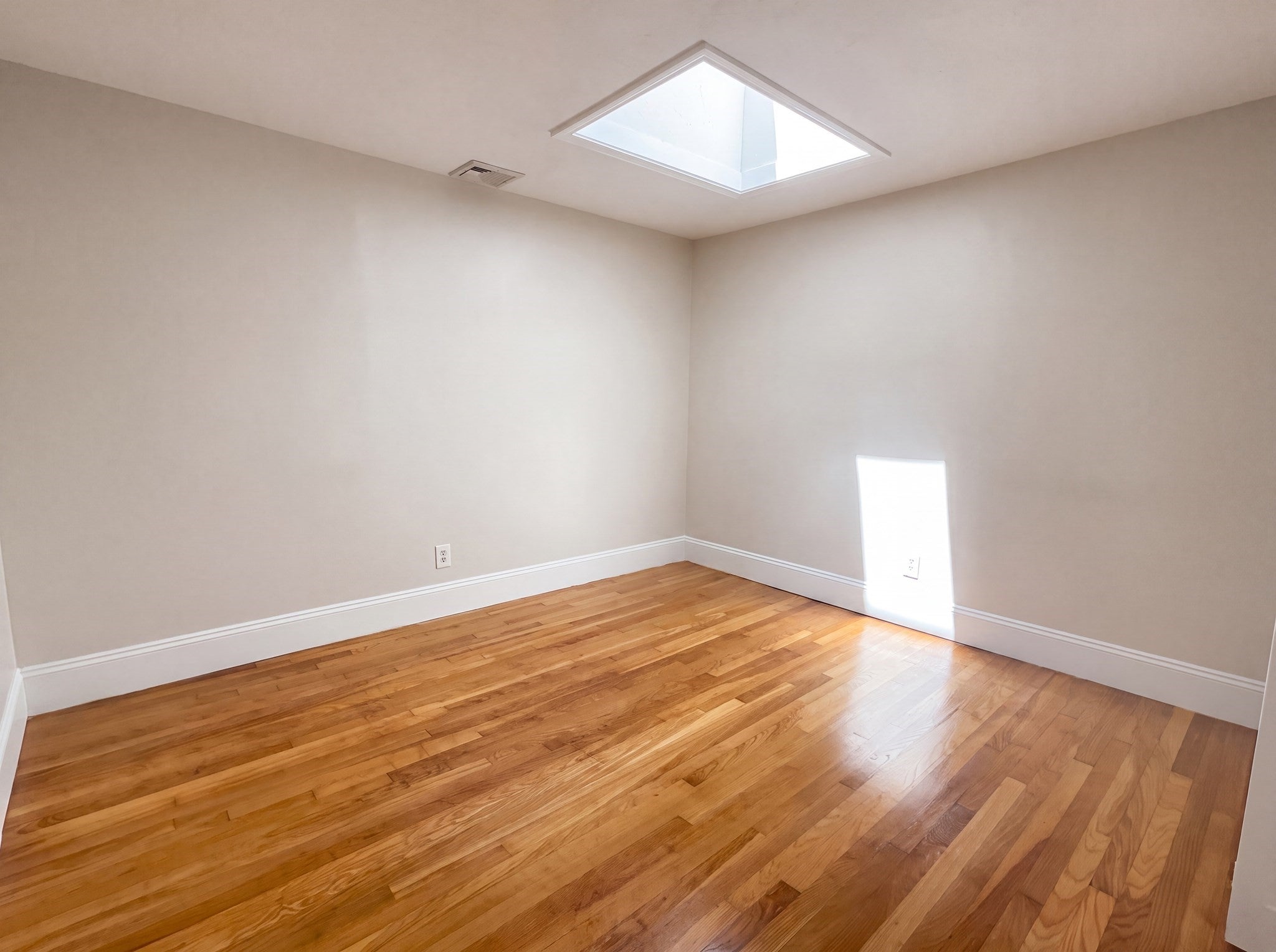 661 Main St #661, Millis, MA, 661 Main St #661, Millis, MA Photo #17