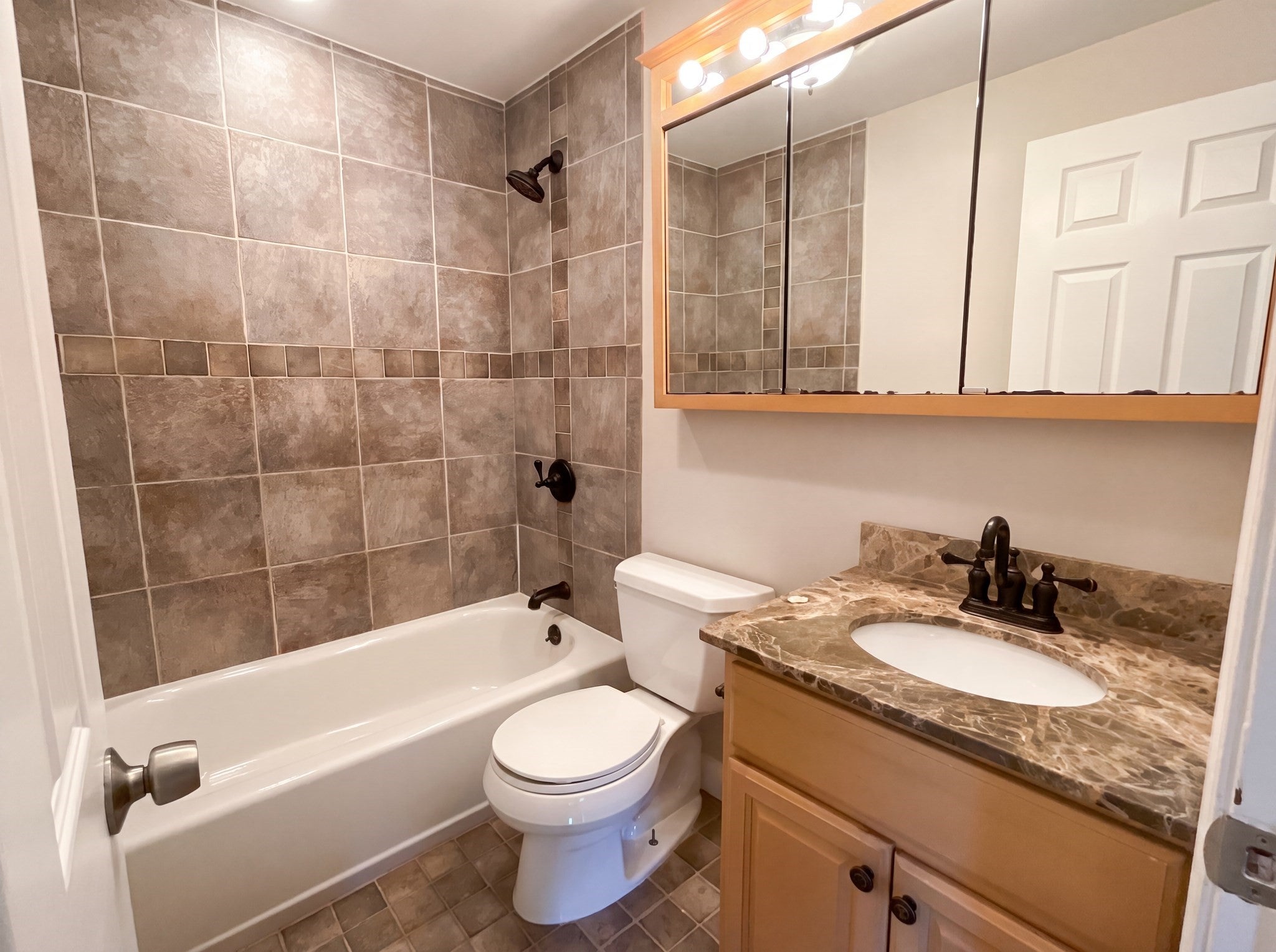 661 Main St #661, Millis, MA, 661 Main St #661, Millis, MA Photo #23