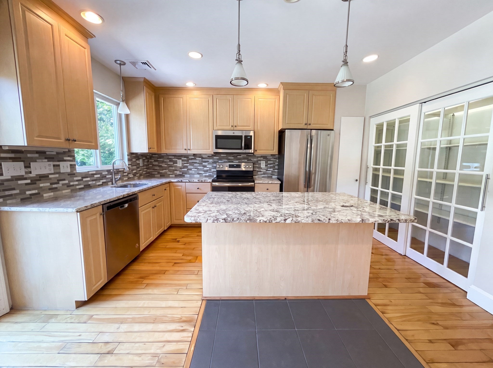 661 Main St #661, Millis, MA, 661 Main St #661, Millis, MA Photo #6