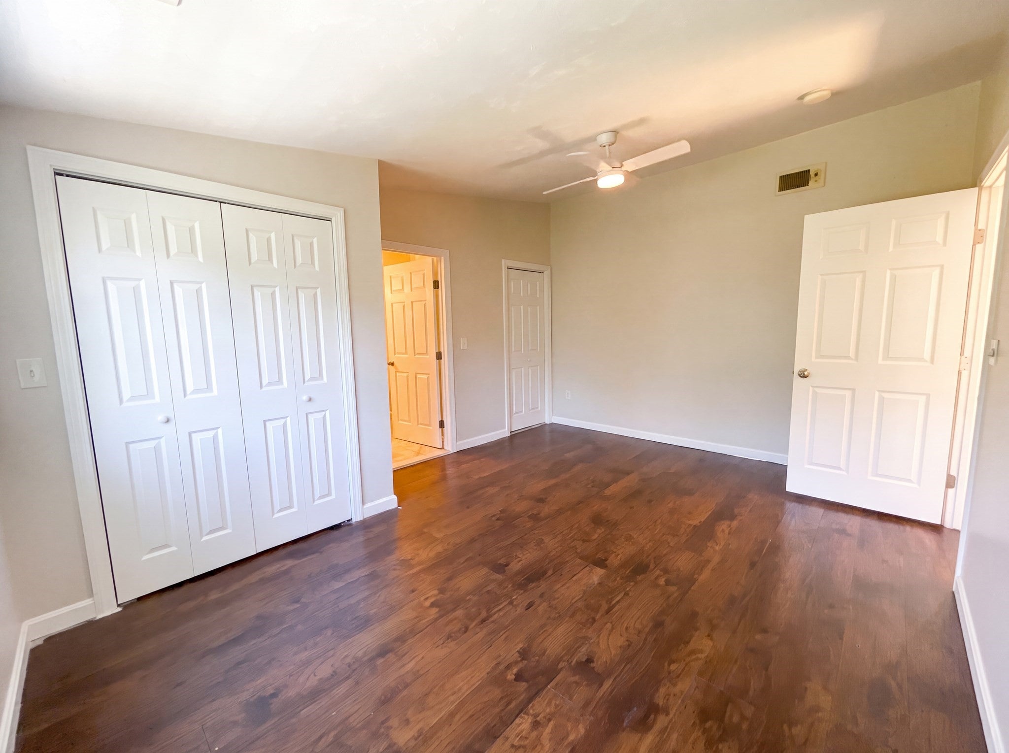 661 Main St 661