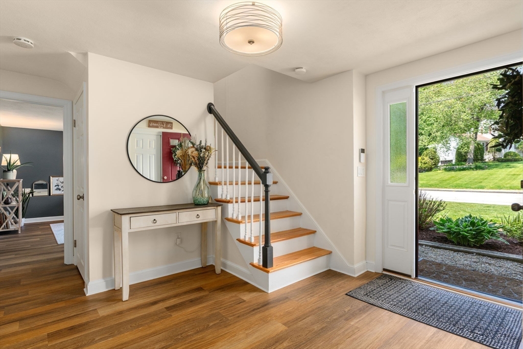 11 Longmeadow Road