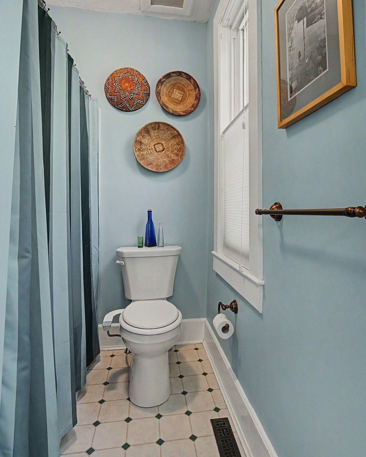 10 A Graves Ave #A, Northampton, MA Photo #18