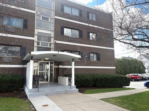 18 Glencoe Street 48 Boston MA 02135