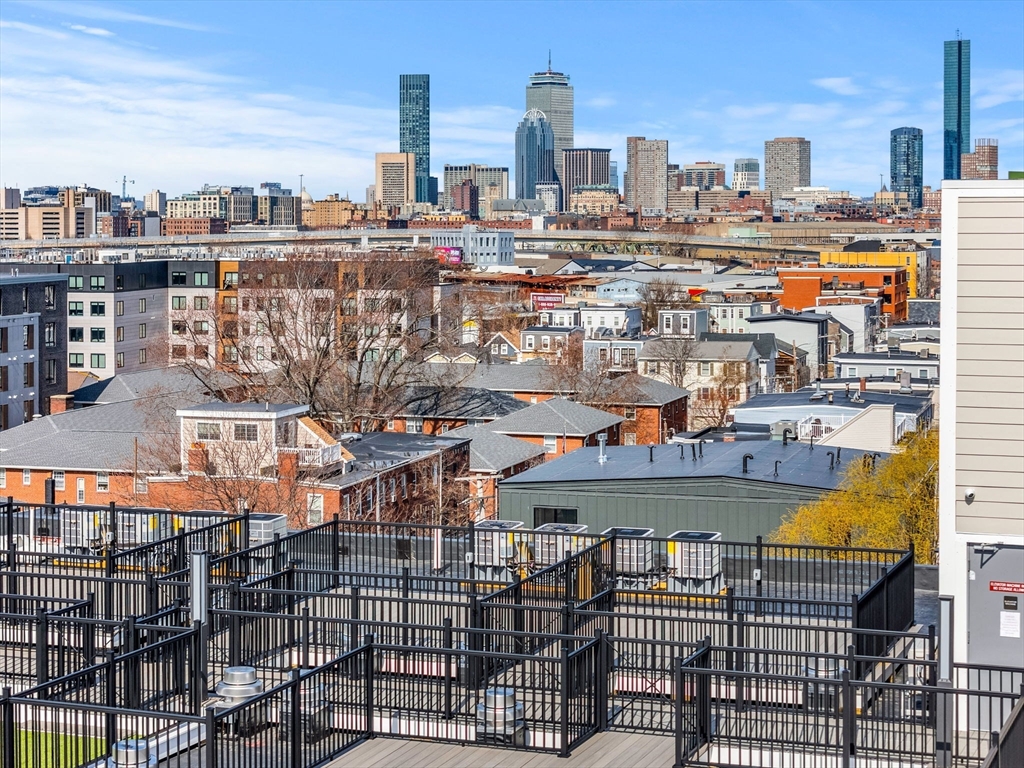 256 Dorchester Street 502