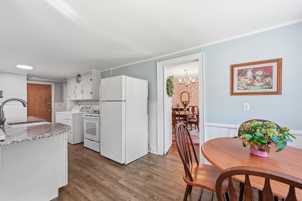 211 Main St, Wilbraham, MA, 211 Main St, Wilbraham, MA Photo #15